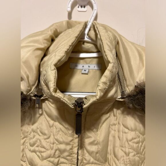 Cabi soft yellow embroidered stitch size medium coat. excellent condition - Picture 3 of 3